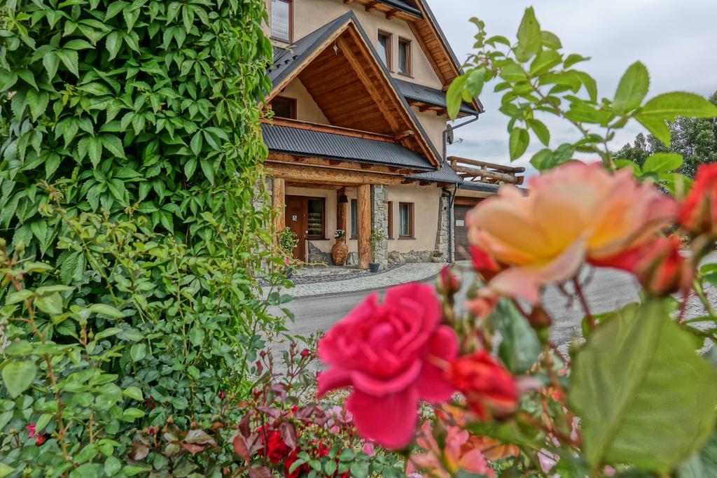 Zajazd Bialczanski Dom Wypoczynkowy Restauracja เบียลกาตัทร์ชันสกา ภายนอก รูปภาพ